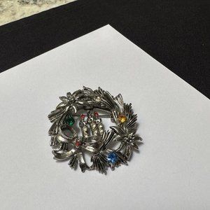 Vintage Beatrix Christmas Wreath Brooch Pin Silver Tone Rhinestone For Repair